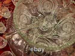 1935 Vintage LE Smith Co. Slewed Horseshoe Radiant Daisy /Peacock Punch Bowl Set