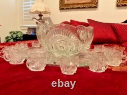 1935 Vintage LE Smith Co. Slewed Horseshoe Radiant Daisy /Peacock Punch Bowl Set
