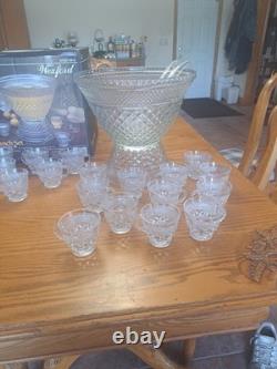 Anchor Hocking Vintage 21-Piece Wexford Pattern Punch Bowl Set Original Box