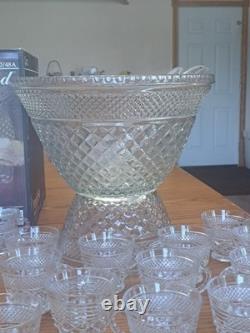 Anchor Hocking Vintage 21-Piece Wexford Pattern Punch Bowl Set Original Box