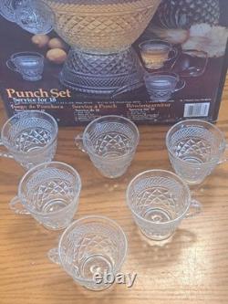 Anchor Hocking Vintage 21-Piece Wexford Pattern Punch Bowl Set Original Box