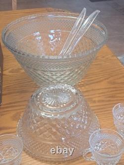 Anchor Hocking Vintage 21-Piece Wexford Pattern Punch Bowl Set Original Box