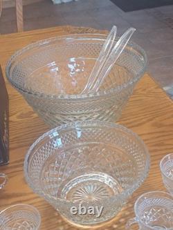 Anchor Hocking Vintage 21-Piece Wexford Pattern Punch Bowl Set Original Box