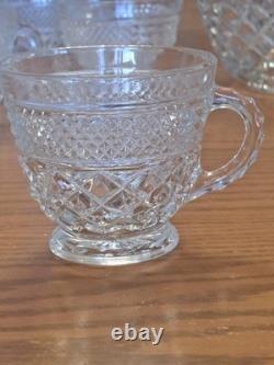 Anchor Hocking Vintage 21-Piece Wexford Pattern Punch Bowl Set Original Box