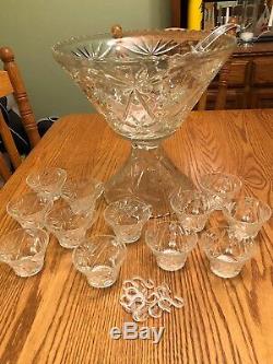 BEAUTIFUL Vintage Early American Prescut Glass Punch Bowl Set, Anchor Hocking