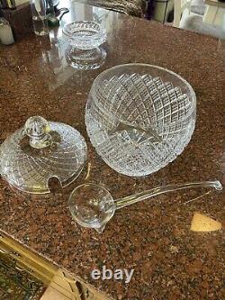 Beautiful! Waterford Crystal Pineapple lidded punch bowl with ladle
