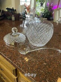 Beautiful! Waterford Crystal Pineapple lidded punch bowl with ladle