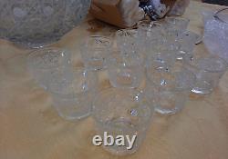 Brand New 1970 L. E. Smith Punch Bowl Set Silver Base 15 p Daisy and Button