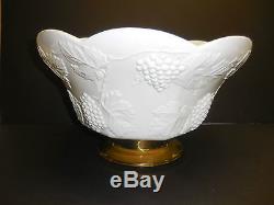 COLONY HARVEST MILK GLASS PUNCH BOWL WITH 12 CUPS & LADLE rf7-958