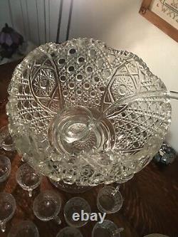 Complete LE Smith Glass Daisy & Button 20 Piece Huge Punch Bowl Set, glass ladle
