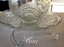 EXQUISITE SET PUNCH BOWL CUPS UNDERPLATE LADLE PINWHEEL & STARS L. E. Smith