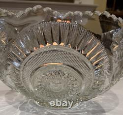 EXQUISITE SET PUNCH BOWL CUPS UNDERPLATE LADLE PINWHEEL & STARS L. E. Smith
