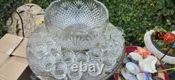 Gorgeous L. E. Smith Pineapple Vintage Heavy Cut Glass 11 Qt Punch Bowl 16 Cups