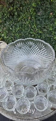 Gorgeous L. E. Smith Pineapple Vintage Heavy Cut Glass 11 Qt Punch Bowl 16 Cups