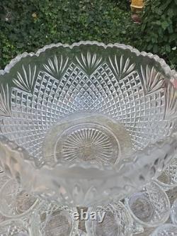 Gorgeous L. E. Smith Pineapple Vintage Heavy Cut Glass 11 Qt Punch Bowl 16 Cups