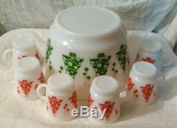 Hazel Atlas Vtg. Punch/Eggnog Bowl Set Green/Red Christmas Trees Mugs Milk Glass