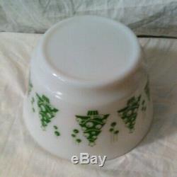 Hazel Atlas Vtg. Punch/Eggnog Bowl Set Green/Red Christmas Trees Mugs Milk Glass