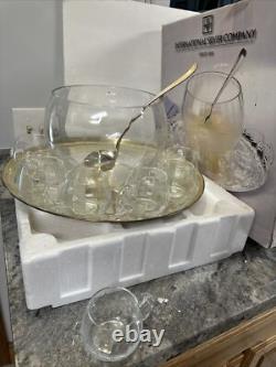 International Silver Co Vtg 25C OPTIC Glass Punch Bowl with8 cups, Platter& ladle