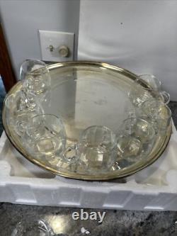 International Silver Co Vtg 25C OPTIC Glass Punch Bowl with8 cups, Platter& ladle