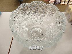 L E SMITH 18 PIECE BUTTON & DAISY CRYSTAL PUNCH BOWL SET 17 CUPS