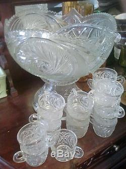 L. E. SMITH PINWHEEL PEDALSTAL PUNCH BOWL SET 24 CUPS AND LADLE