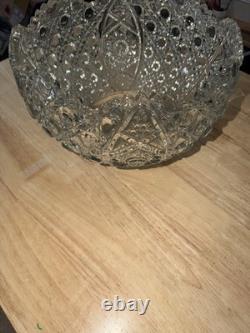 L E Smith Crystal Daisy and Button Punch Bowl 12 Cups, Glass Ladle beautiful