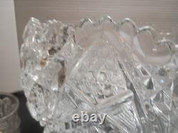 L E Smith Crystal Daisy and Button Punch Bowl 12 Cups, Glass Ladle beautiful con