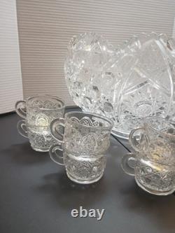 L E Smith Crystal Daisy and Button Punch Bowl 12 Cups, Glass Ladle beautiful con