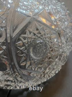 L E Smith Crystal Daisy and Button Punch Bowl 12 Cups, Glass Ladle beautiful con