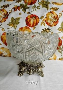 L E Smith Glass Daisy and Button Punch Bowl, Silver Stand, 12 Cups, Glass Ladle