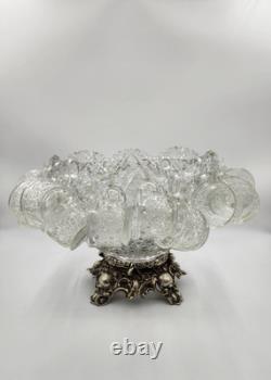 L E Smith Glass Daisy and Button Punch Bowl, Silver Toned Stand, 22 Cups (READ)