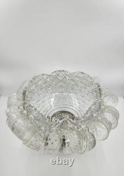 L E Smith Glass Daisy and Button Punch Bowl, Silver Toned Stand, 22 Cups (READ)