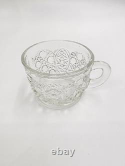 L E Smith Glass Daisy and Button Punch Bowl, Silver Toned Stand, 22 Cups (READ)