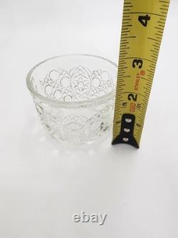 L E Smith Glass Daisy and Button Punch Bowl, Silver Toned Stand, 22 Cups (READ)