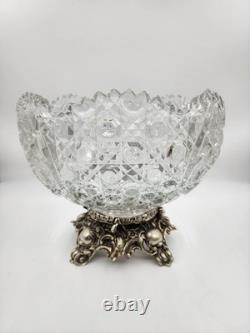 L E Smith Glass Daisy and Button Punch Bowl, Silver Toned Stand, 22 Cups (READ)
