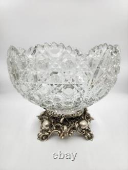 L E Smith Glass Daisy and Button Punch Bowl, Silver Toned Stand, 22 Cups (READ)