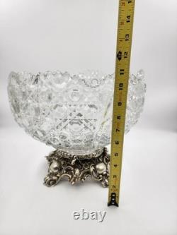 L E Smith Glass Daisy and Button Punch Bowl, Silver Toned Stand, 22 Cups (READ)