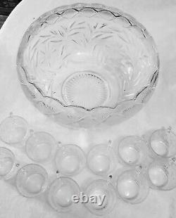 L. E. Smith Glass Holiday Punch Bowl Set 13 pieces