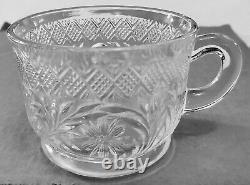 L. E. Smith Glass Holiday Punch Bowl Set 13 pieces