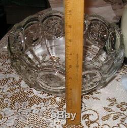 L E Smith Glass Moon & Stars Punch Bowl with 10 Cups & Underplate & ladle