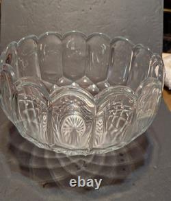 L E Smith Old Dominion Punch Bowl Stand With Ladle 15 Cups Exc Used Cond