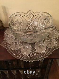 L. E. Smith Vintage 1930s Glass Pinwheel and Stars Slewed Horseshoe Punch Bowl