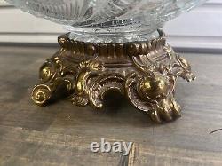 L. E. Smith Vintage Fifteen Piece Punch Bowl Set With Gold Colored Base