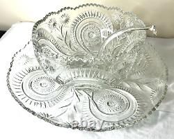 LARGE L. E. Smith Pinwheel & Stars Cupped Punch Bowl withUnderplate & Glass Ladle