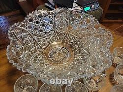 LE Smith Buttons & Daisy Large Flared Punch bowl Set 17-1/2Dia. Ladle 16 Cups