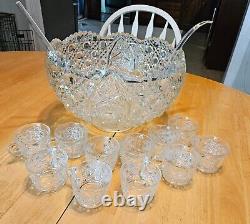 LE Smith Daisy + Button Punch Bowl Set