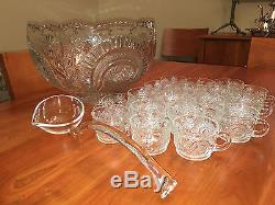 LE Smith Pinwheel and Star Slewed Horseshoe Punch Bowl + Ladle + 18 Cups