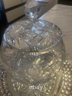 Large crystsl punch bowl With Lid