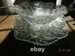 Punch bowl underplate LE Smith Glass Co. Old mold Galaxy Glass 11 CUPS LADLE