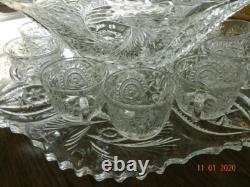 Punch bowl underplate LE Smith Glass Co. Old mold Galaxy Glass 11 CUPS LADLE